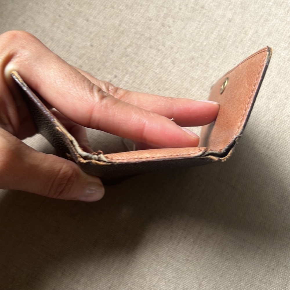 Louis Vuitton Monogram 4 Key Case Wallet - Picture 12 of 13